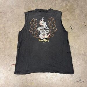 90s trashed hard rock cafe cut off